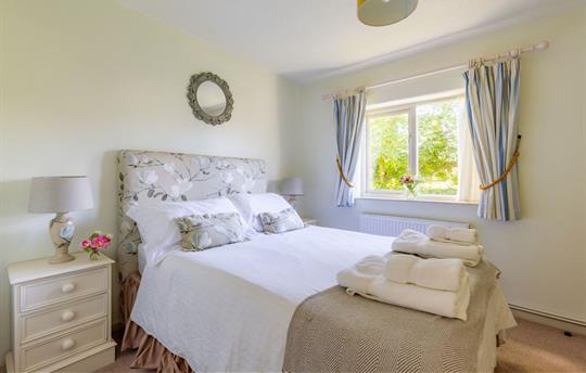 Swallow Cottage Bedroom, Broomhill Manor