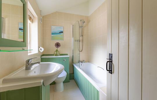 Woodlark Cottage Bathroom Broomhill Manor