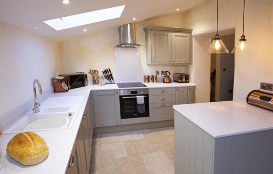 Kitchen Walnut Cottage 