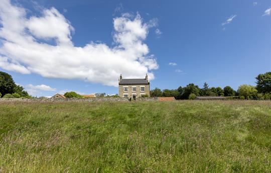 Thirley Cotes Farmhouse 