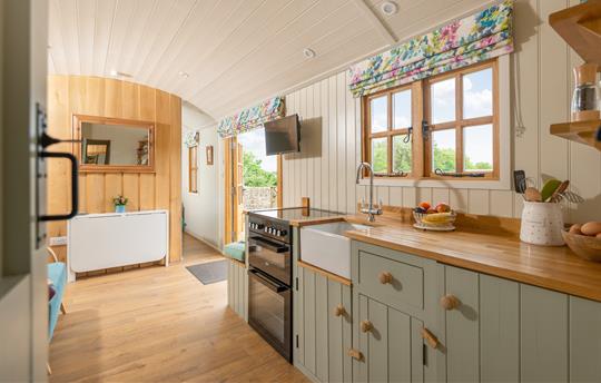 Well equipped kitchen