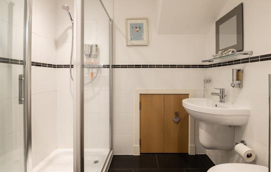 Malt House ensuite