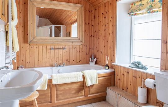 Little Orchard Cottage en-suite