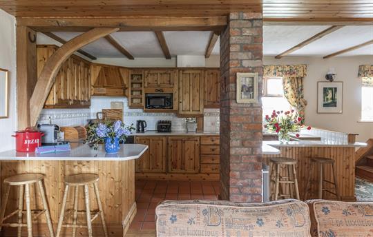 Apple Loft Cottage farm house kitchen