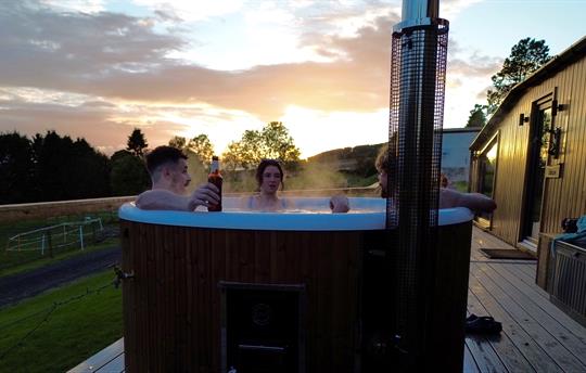 Sunset drinks in the Tub
