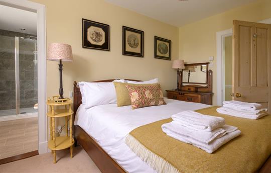 Double bedroom 3 with en-suite shower room
