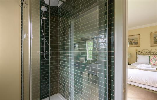 Master bedroom with en-suite shower room