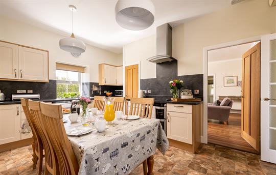 Abbotsway kitchen - well equipped and spacious