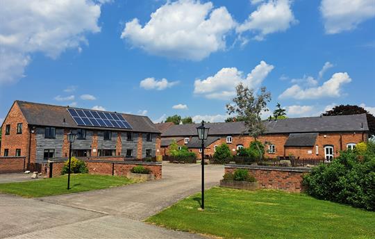 Alkington Grange Barns - With on site parking