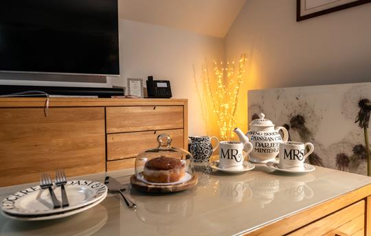 Lakeview coffee table