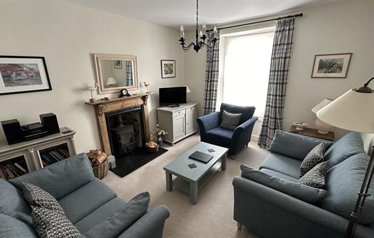Light, spacious Sitting Room
