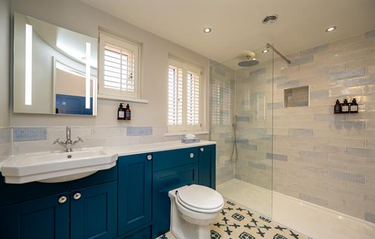 En Suite for Bedroom One