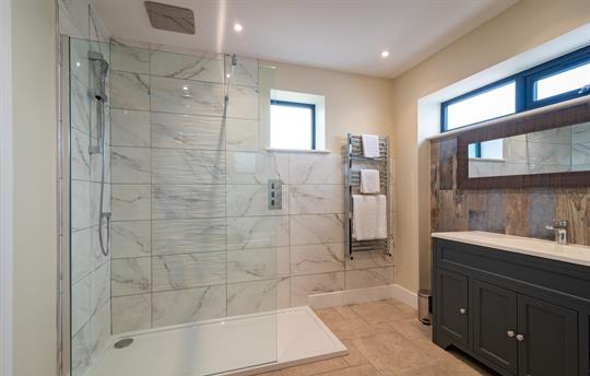 Sea Salt Bath & Shower Room