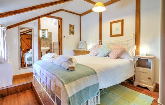 Clematis double bedroom