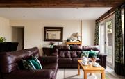 Plenty of seating, Wifi throughout and 4K TV