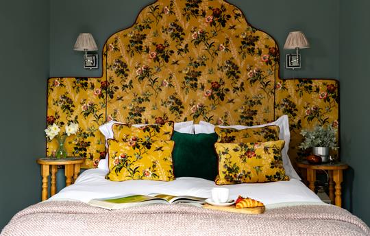 All 7 bedrooms can be twin or superking beds