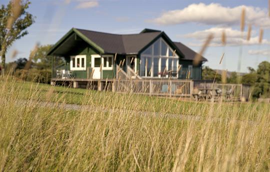 Front and side of Buchanan