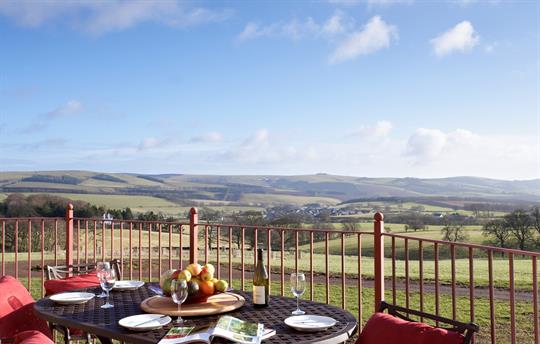 Gorgeous decking with amazing views 