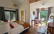 Master-Schlafzimmer mit Bad