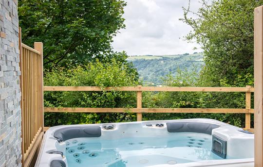 Pipistrelle Barn Hot Tub Views