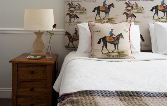 Sleep in style in a super king size bed.