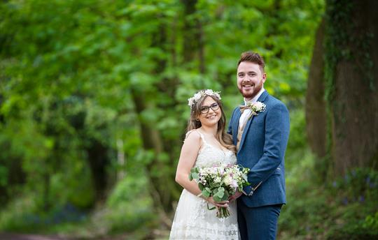 Love in the air: a couple’s secret elopement here