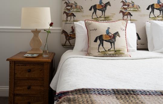 Sleep in style in a super king size bed.