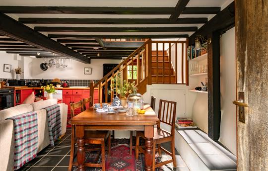 Ty Trol dining area, Gwanas Fawr Holiday Cottages