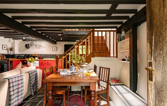 Ty Trol dining area, Gwanas Fawr Holiday Cottages
