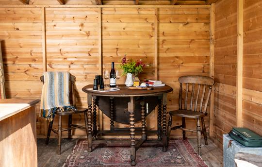 Gwanas Fawr summerhouse