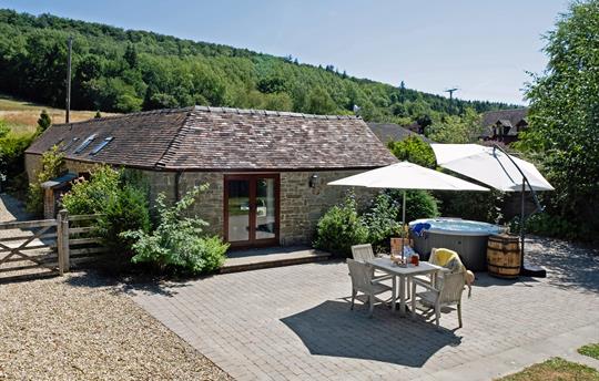 Stunning  country cottage with private hot tub
