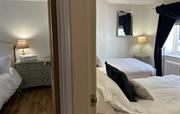 Threshold to twin and double room