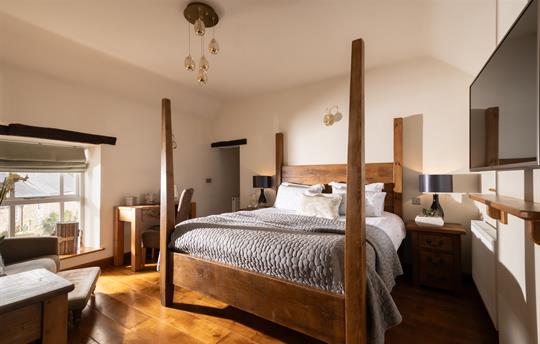 Honeysuckle Cottage Bedroom