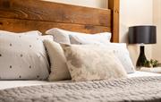 Honeysuckle Cottage Bed