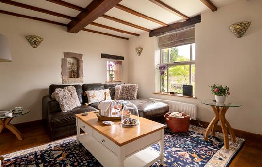 Honeysuckle Cottage Lounge