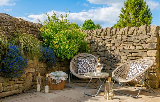 Honeysuckle Cottage Outdoor Seating