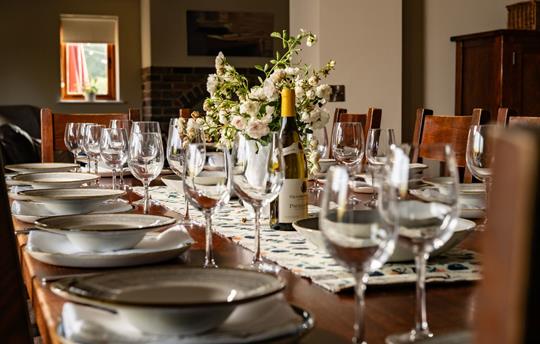 Dinning table in Kingfisher