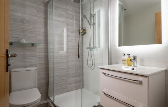 En Suite in Kingfisher