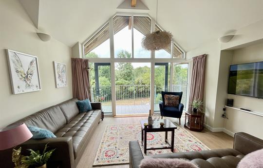 Spacious sitting area