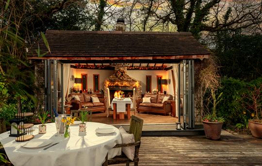 Private Dining in The Summer