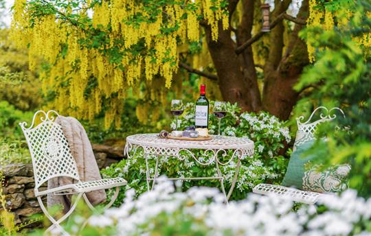 Outdoor sitting area