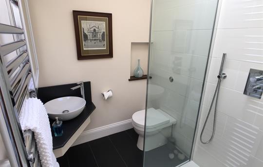 Upper Crumble Shower Room