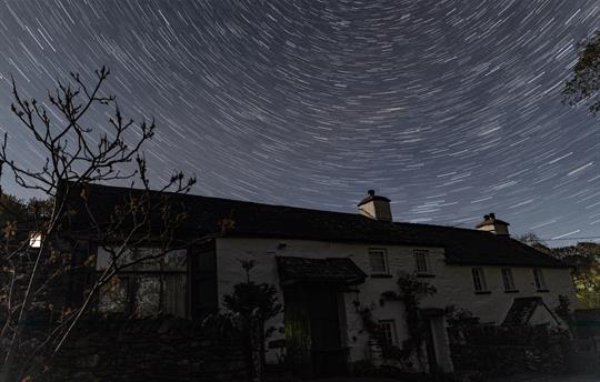 Crumble Cottages Dark Skies
