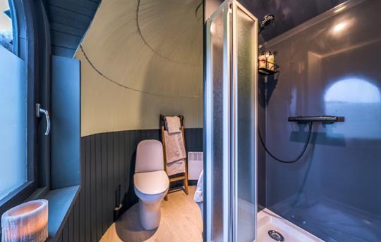 The Lost Cabin Bathroom