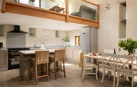 Kitchen / Dining in The Barn