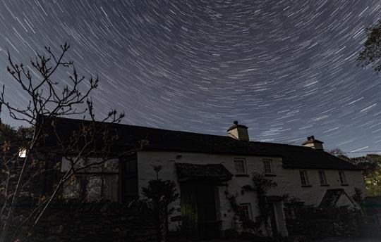 Crumble Cottages Dark Skies