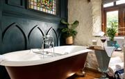 Orchard Barn bathroom
