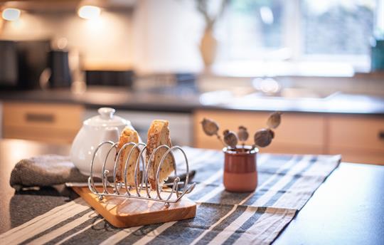 Carthouse breakfast bar