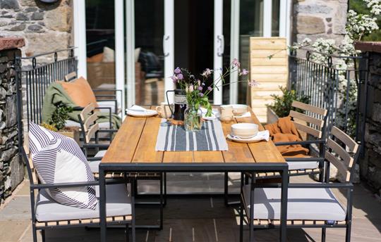 Haystore outdoor dining area
