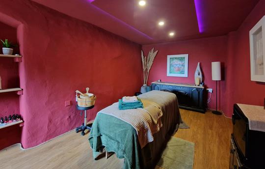 Broomhill Manor Treatment Room